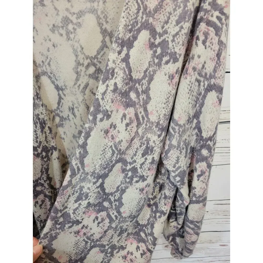 Olivaceous Tan Snakeskin Print Open Front‎ Cardigan Sweater Women's Size Medium